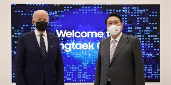 美日韓謀劃半導體出口管制